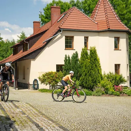شقة Z Tarasem W Willi Wiezyczki *